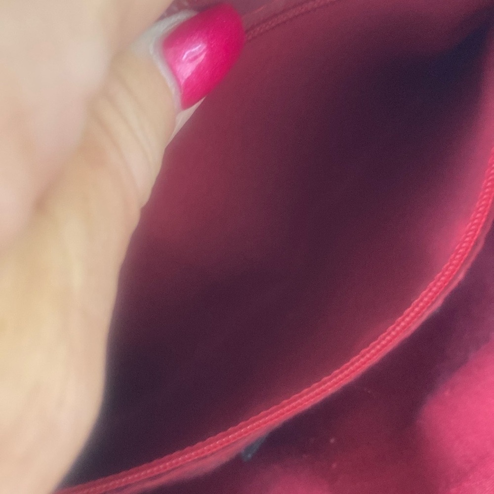 Indeed Boutique Elegant Red Leather Shoulder Bag - Picture 8 of 9